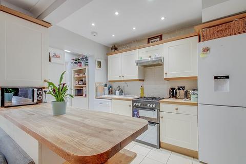 Rylandes Road, London, NW2 3 bed terraced house for sale