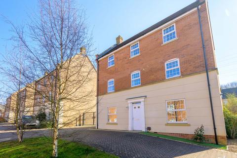 Littleover Way, Grantham NG31 6 bed detached house for sale
