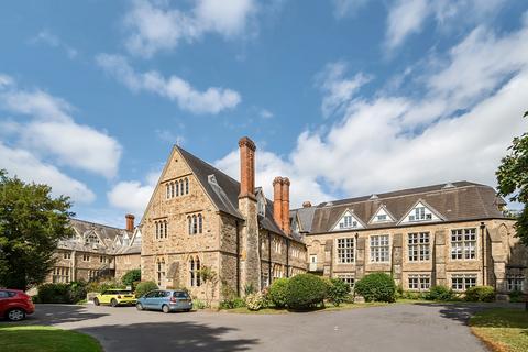 Devon House, Bovey Tracey 2 bed ground floor flat for sale