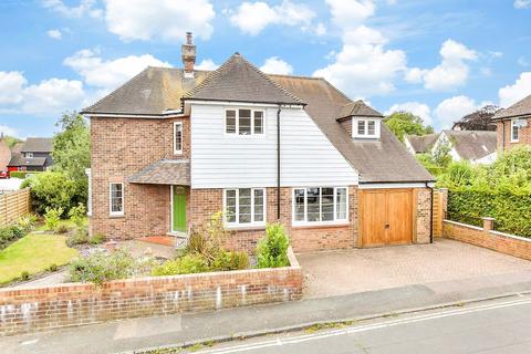 St. George's Lees, Sandwich, Kent 3 bed detached house for sale
