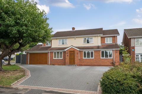 5 bedroom detached house for sale