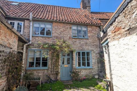 St Thomas Street, Wells, BA5 2 bed cottage for sale