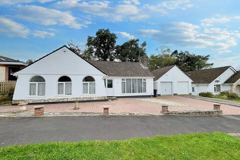 Ferndown 3 bed detached bungalow for sale