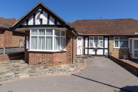 Glebe Road, Stanmore, HA7 2 bed bungalow for sale