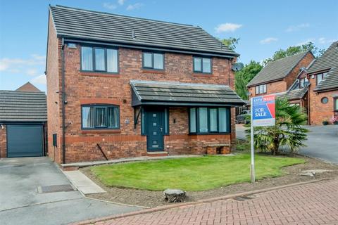Harewood Way, Bramley, Leeds 5 bed detached house for sale