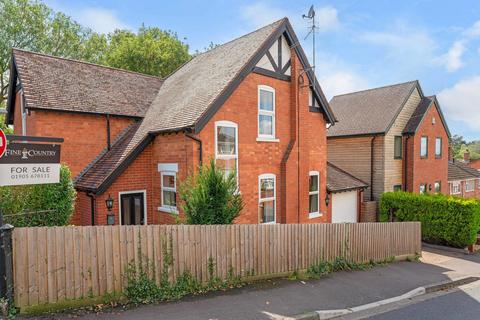 Cromwell Crescent Worcester... 5 bed detached house for sale