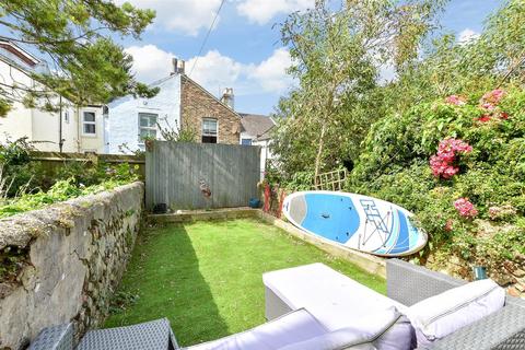 Totland Road, Brighton, East Sussex 3 bed ground floor flat for sale