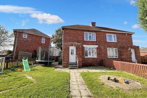 Fellgate Gardens, Wardley, Gateshead... 2 bed semi