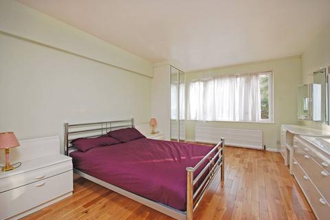 Southwick Street, Hyde Park Estate... 2 bed flat for sale