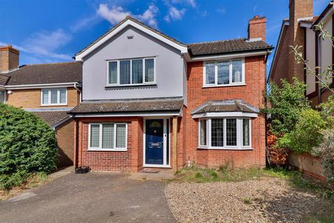 Edwin Panks Road, Hadleigh, IP7 4 bed detached house for sale