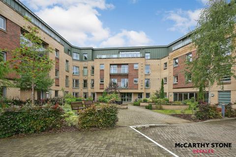 Lyle  Court, 25 Barnton Grove, Edinburgh 2 bed flat for sale