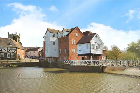 Mill Street, Tewkesbury, Gloucestershire 3 bed apartment for sale