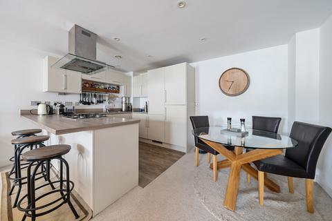 Prince Regent Mews, Gloucestershire GL52 2 bed apartment for sale
