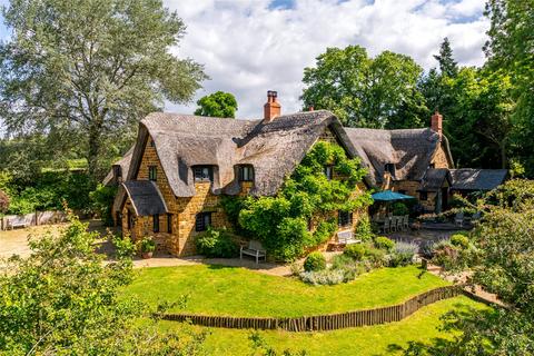 Upper Harlestone, Northamptonshire, NN7 7 bed detached house for sale