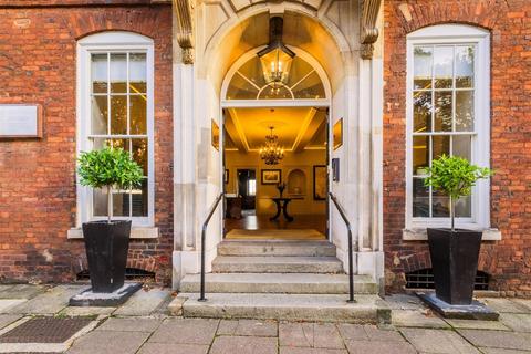 Southernhay East, Exeter 3 bed apartment for sale