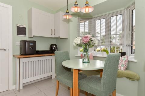 Gap Road, Cliftonville, Margate, Kent 4 bed townhouse for sale