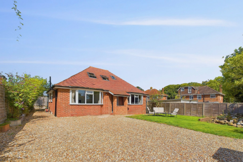 4 bedroom detached bungalow for sale