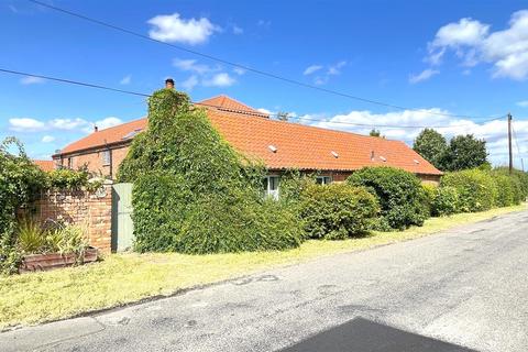 2 bedroom barn conversion for sale