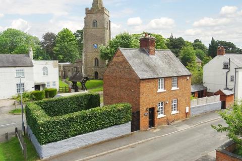 Manor Road, Bitteswell, Lutterworth 3 bed cottage for sale