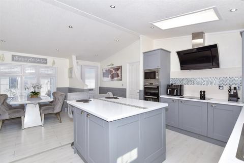 Woodlands Park, Biddenden, Ashford, Kent 2 bed park home for sale