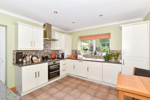 Monkton Road, Minster, Ramsgate, Kent 3 bed detached bungalow for sale