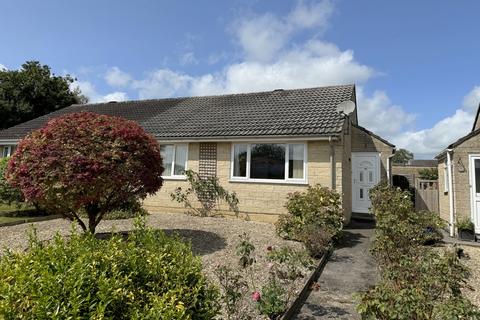 2 bedroom semi-detached bungalow for sale