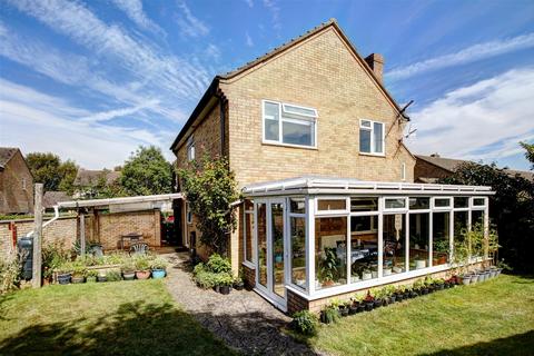 Bellairs, Sutton CB6 4 bed detached house for sale