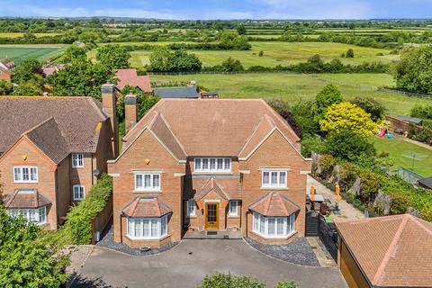 Old Bryers Close, Aylesbury HP18 5 bed detached house for sale