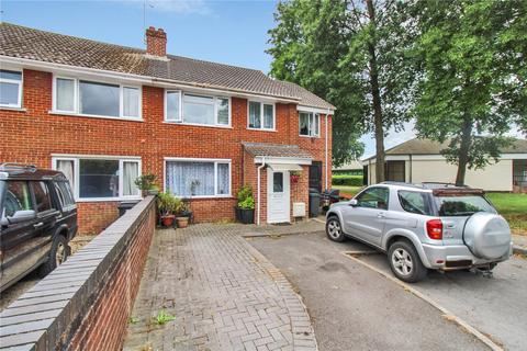 5 bedroom semi-detached house for sale