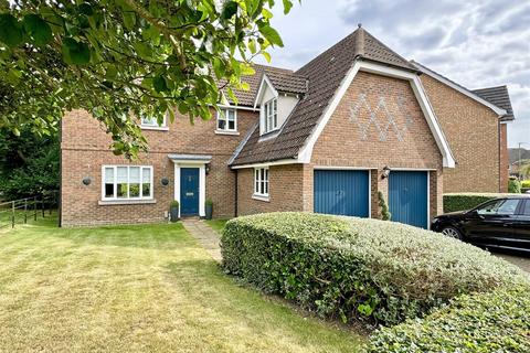 Hidcote Way, Great Notley, Braintree 4 bed detached house for sale