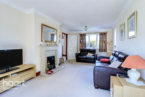 Honeysuckle Drive, Dereham 4 bed detached house for sale