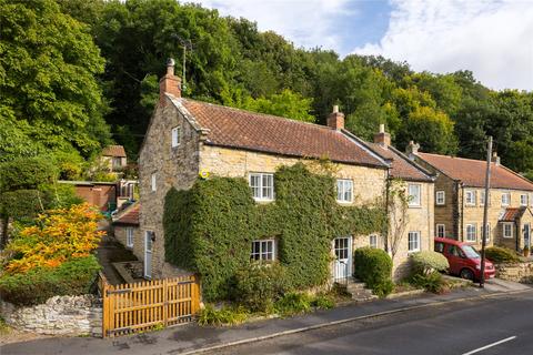 Oswaldkirk, York, North Yorkshire, YO62 3 bed detached house for sale