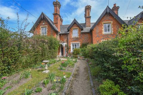 Bearwood Road, Wokingham RG41 3 bed terraced house for sale