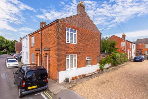 Church Path, Emsworth 2 bed end of terrace house for sale