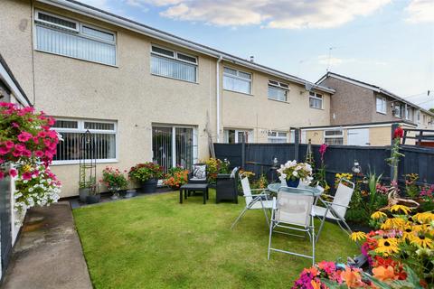 Northall Avenue, Nottingham 3 bed terraced house for sale