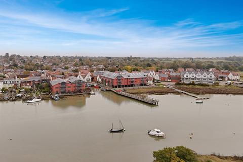 Walter Radcliffe Road, Wivenhoe... 2 bed apartment for sale