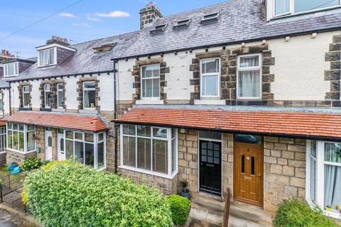 Nile Road, Ilkley, West Yorkshire, LS29 3 bed terraced house for sale