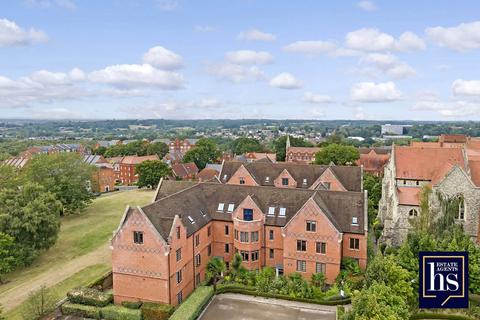 Albert Court, Brentwood CM14 2 bed apartment for sale