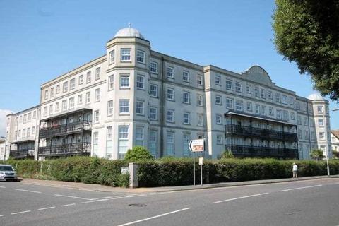 Clacton on Sea CO15 2 bed apartment for sale
