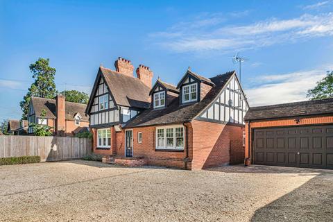 The Gables, Binfield Road, Shurlock... 3 bed semi