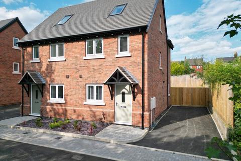 Langsmead Place, Coalville, LE67 3 bed semi