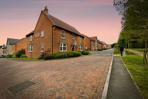 Stacey Mews, Hugglescote, LE67 5 bed detached house for sale