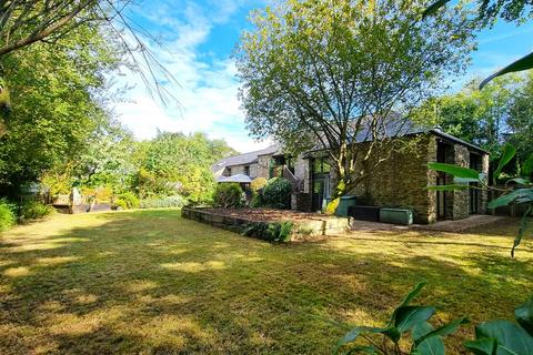 Tregeare, Launceston 6 bed barn conversion for sale