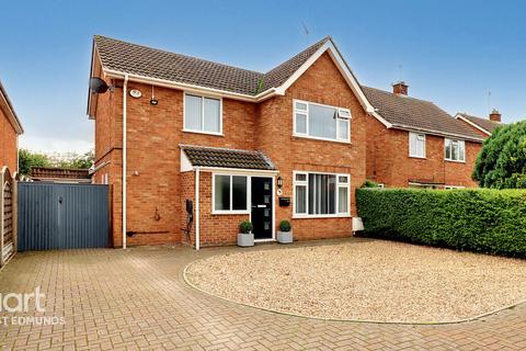 Tollgate Lane, Bury St Edmunds 4 bed detached house for sale