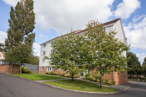 Glenmore Place, Glasgow G42 2 bed flat for sale