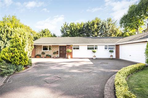 Oakleigh Park South, London, N20 3 bed bungalow for sale