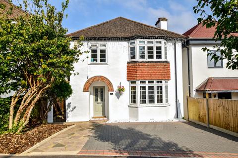 Coniston Road, Kings Langley, WD4 3 bed detached house for sale