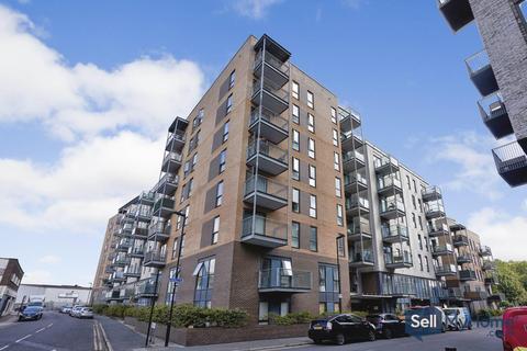 Jude Street, London, E16 2 bed apartment for sale