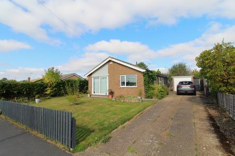 Highfield Road, Saxilby 3 bed detached bungalow for sale