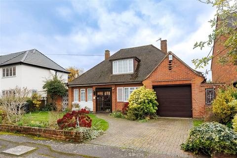 Highfield Place, Epping 2 bed detached house for sale